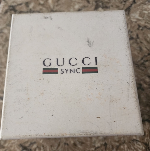 NEW Gucci Black and Green Chronograph Watch - Picture 6 of 6